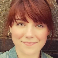 Portrait photo of Chloe Cawthorne